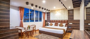  Yashshree Jai Hotel & Banquet