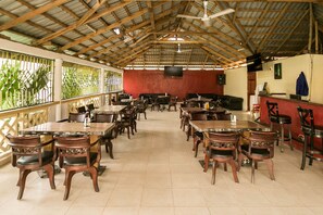 Dining - Rusinga Blue Ridge Hotel (Mbita)