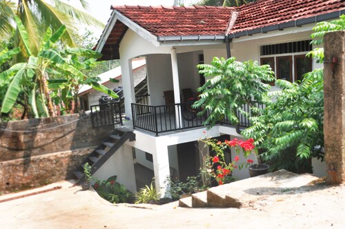 Dineth Villa