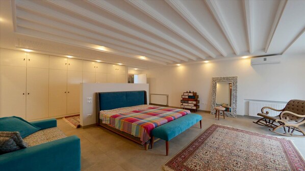 Deluxe-huvila, 3 makuuhuonetta, yksityinen uima-allas | 3 makuuhuonetta, ylelliset vuodevaatteet, tallelokero huoneessa