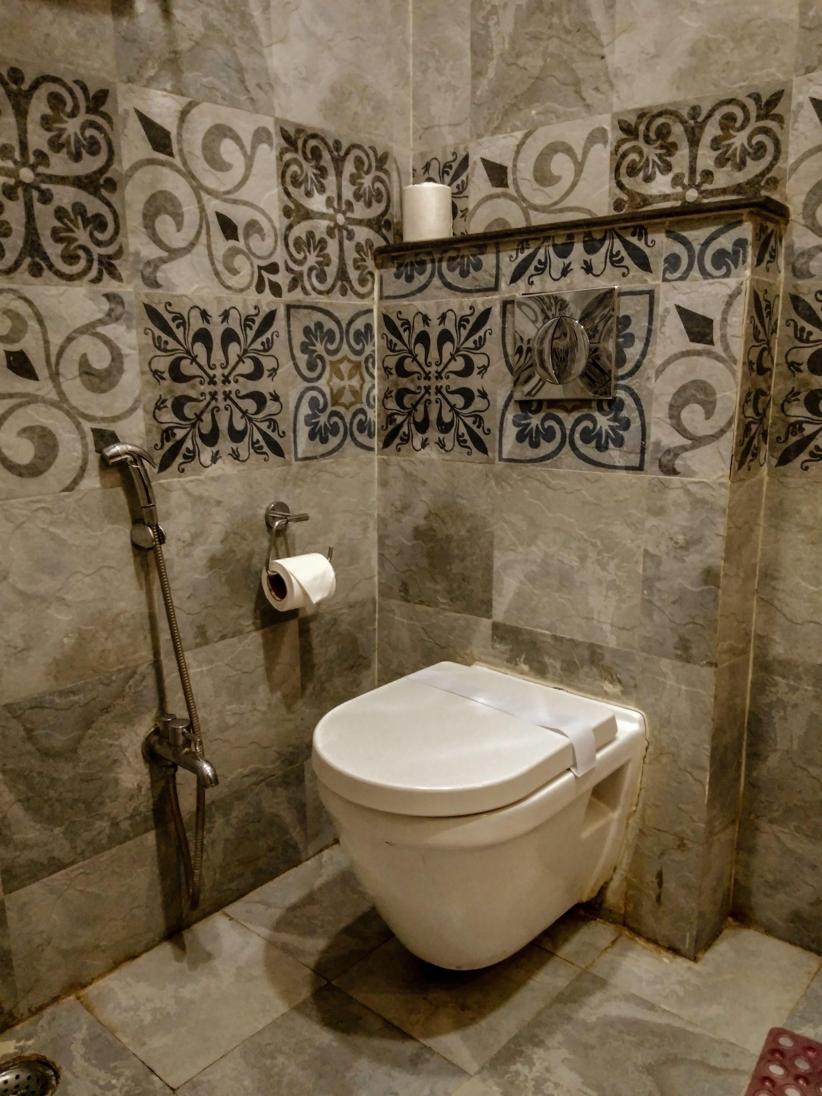 nandi room (river view) | bathroom | shower, free toiletries, towels