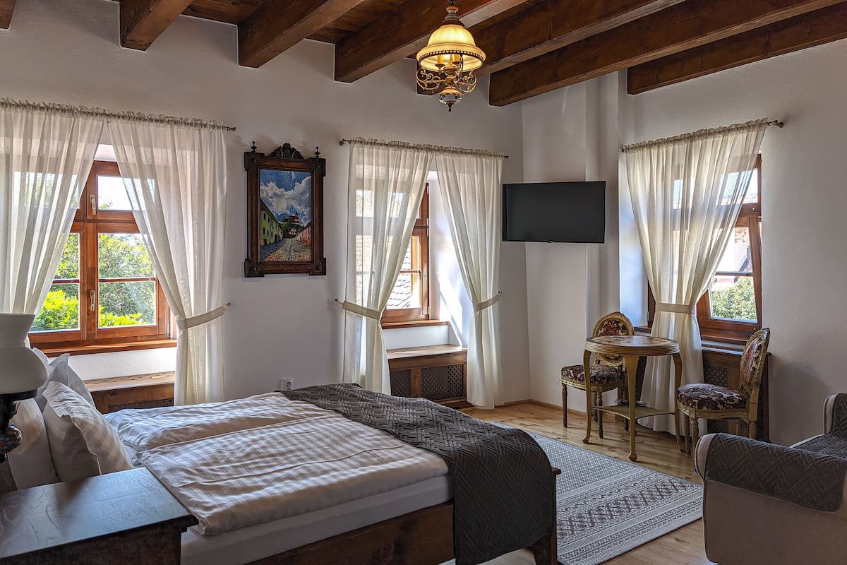 1 camera, biancheria da letto di alta qualità, copriletto in piuma