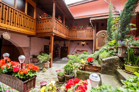 花园. 皮尼塔拉提欧旅馆