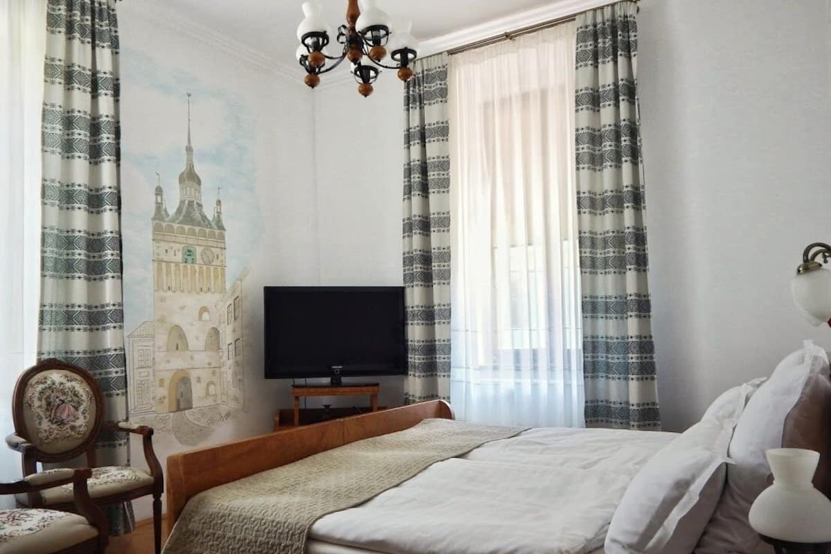 Doppia Comfort, 1 letto king, aria condizionata | 1 camera, biancheria da letto di alta qualità, copriletto in piuma
