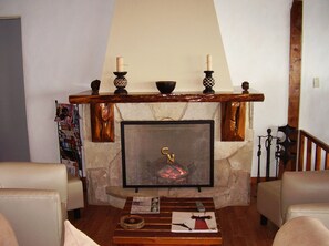 Lobby sitting area - Hosteria Ventus Patagonia (San Carlos de Bariloche)