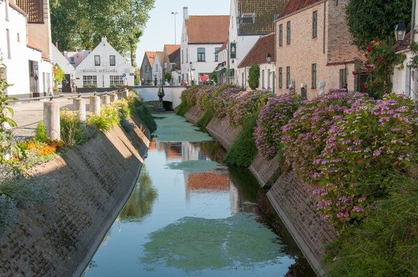 Property grounds - B&B Chez Pierrot alias Ikejime (Bruges)