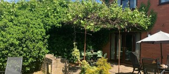 The Cedars House B&B