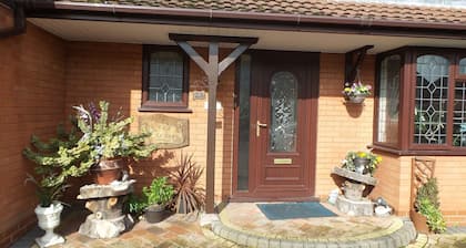 The Cedars House B&B