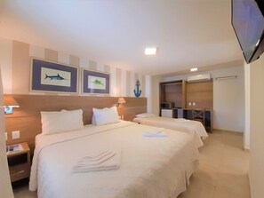 Superior Triple Room | In-room safe, iron/ironing board, free WiFi, bed sheets - Pousada da Prainha (Arraial do Cabo)