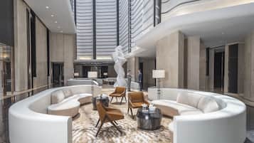 Sala de estar en el lobby