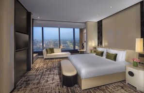 Phòng Deluxe, 1 giường cỡ king, quang cảnh thành phố | 1 phòng ngủ, bộ đồ giường cao cấp, chăn bông, minibar 
