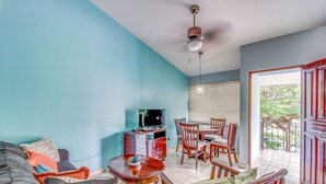 Classic Apartment, 2 Double Beds, Non Smoking | Living area | Flat-screen TV