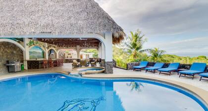 Pura Vida Villa in Playa Ocotal