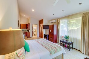 Appartement Romantique, 1 très grand lit, non-fumeurs | 1 chambre, bureau, lits bébé (en supplément), Wi-Fi gratuit