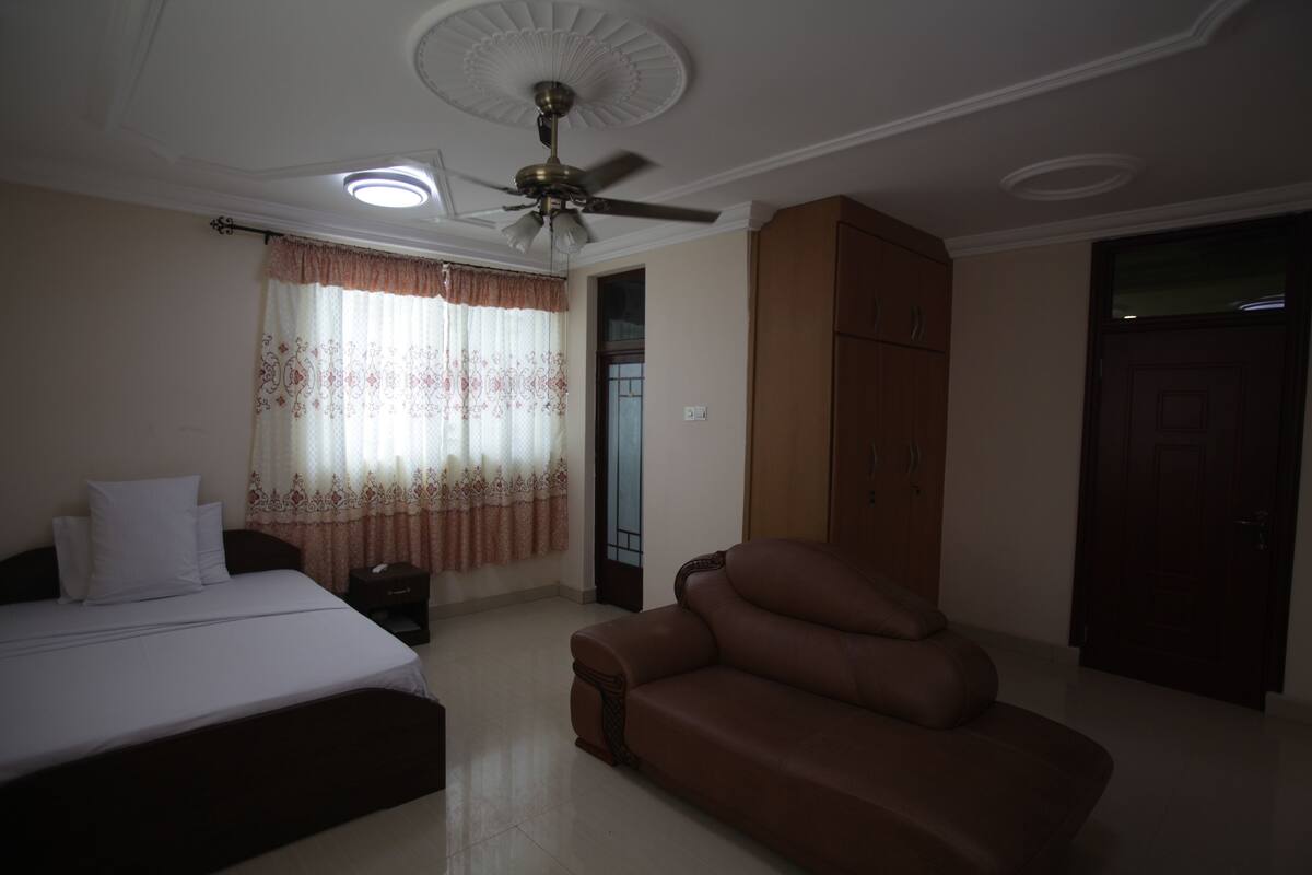 Suite Deluxe, balcone | Lenzuola