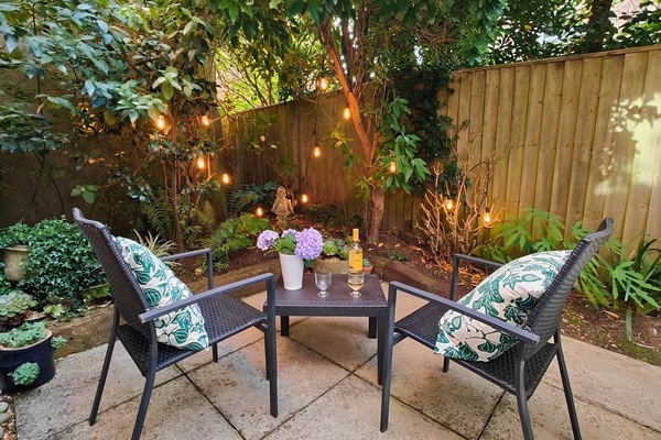 Apartment, 2 Bedrooms, Garden View (X3) | Courtyard view