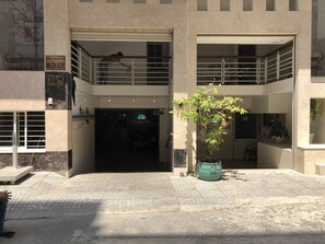 Front of property - Saigon River Hotel (Ho Chi Minh City)