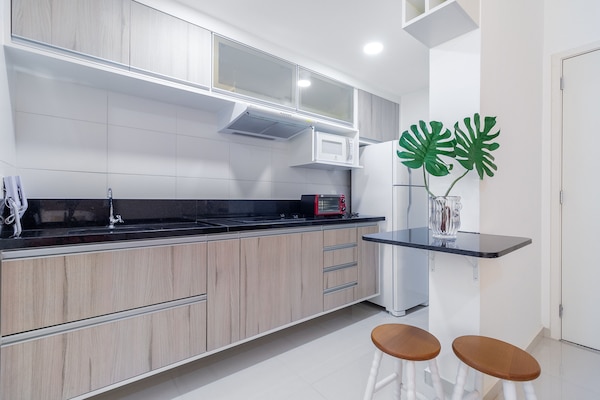 Departamento familiar | Cocina privada | Refrigerador, microondas, parrilla de estufa y cafetera y tetera