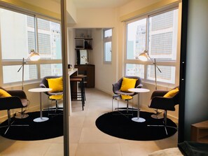 精品开间套房, 1 间卧室 | 特色装修、特色家居、遮光窗帘、熨斗/熨衣板