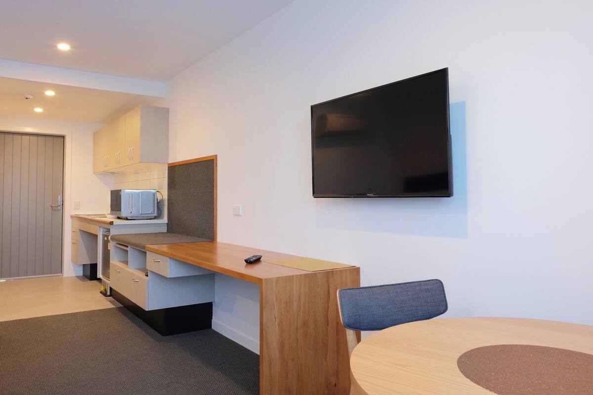 premium bedding, desk, soundproofing, iron/ironing board