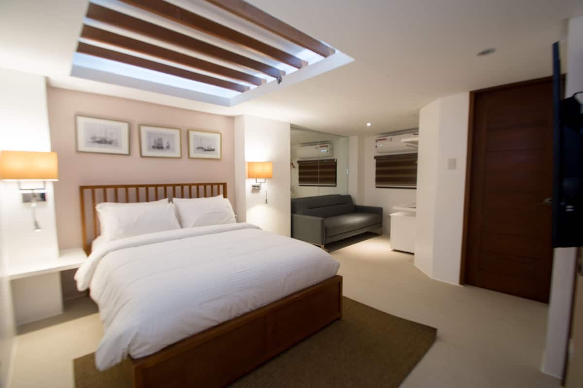 superior room 2nd floor | egyptian cotton sheets, premium bedding, minibar, in-room safe