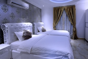 Superior Suite, 2 Bedrooms, 2 Bathrooms | Children’s theme room - Jawharat Layali (Jeddah)