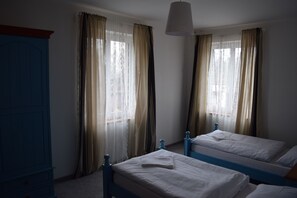 Deluxe-Suite, 2 Schlafzimmer, Blick auf den Innenhof, zum Innenhof hin