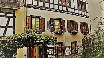 Fachada da propriedade