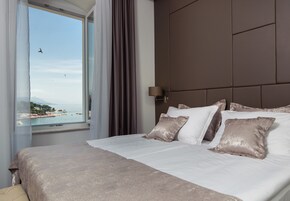 Luxury Double or Twin Room, Private Bathroom, Beach View 2 | Beach/ocean view