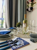 Apartamento, 1 quarto, terraço, em edifício anexo | Área de estar | TV de tela plana