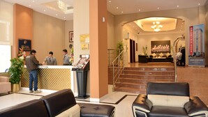 Unclassified image, 4 of 17, button - President Suites (Manama)