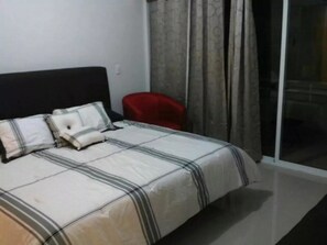Family Condo, 2 Bedrooms | 1 bedroom, free WiFi - Condo Lupi (Mazatlán)