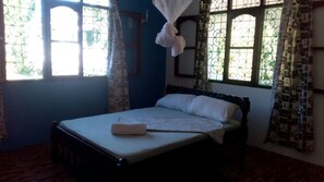 Deluxe Double Room, 1 Bedroom, Accessible | 1 bedroom, in-room safe, free WiFi