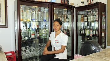酒吧(店内)
