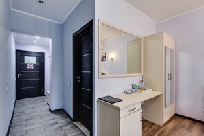 Superior dubbelrum | Skrivbord, strykjärn/strykbräda, gratis wi-fi och sängkläder