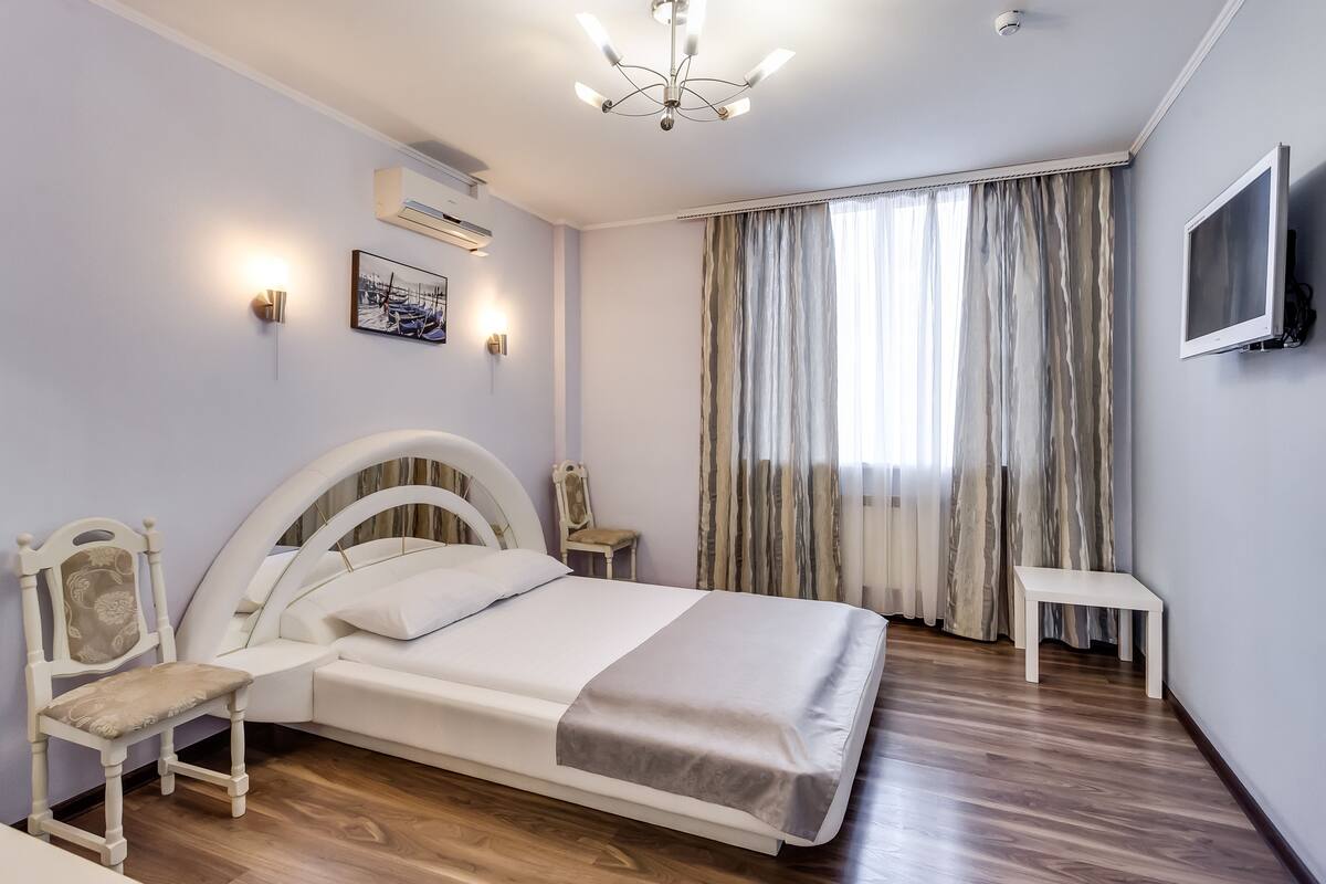 Superior-Doppelzimmer | Schreibtisch, Bügeleisen/Bügelbrett, kostenloses WLAN, Bettwäsche