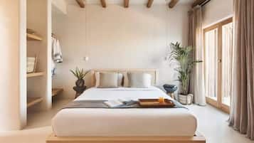 Deluxe Double Sea View | Roupas de cama premium, frigobar, cofres nos quartos