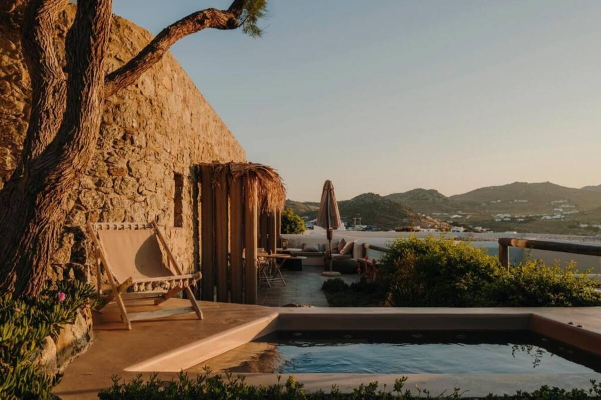 Apomero Two Bedroom Suite Sea View with Private Pool | 露台/庭院