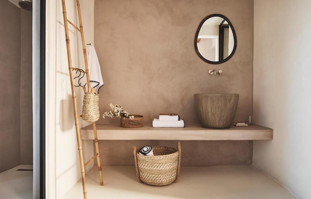 deluxe double sea view | bathroom | shower, rainfall showerhead, designer toiletries, hair dryer