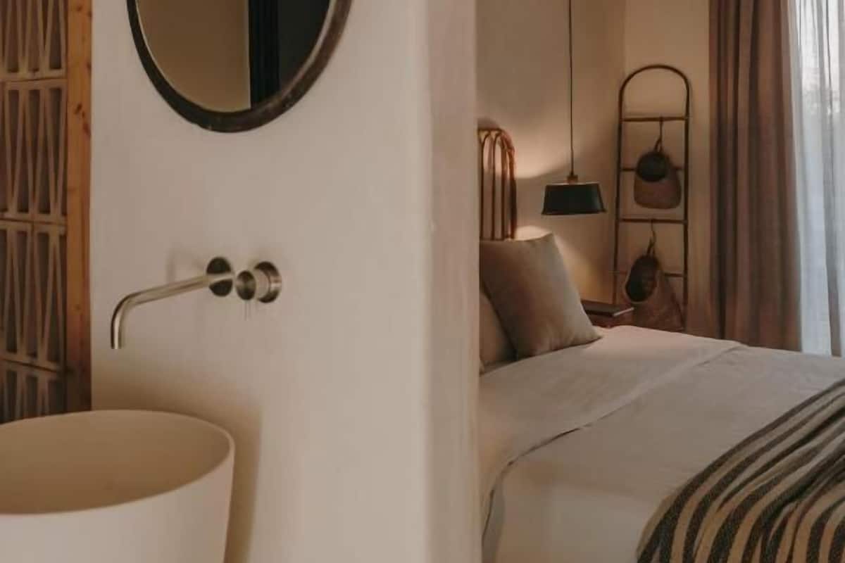 Deluxe Double Sea View | Baño | Regadera, regadera tipo lluvia, amenidades de baño de diseñador