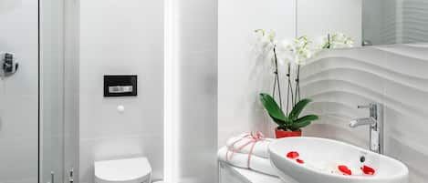 อพาร์ทเมนท์ | ห้องน้ำ | ฝักบัว, ของใช้ในห้องน้ำฟรี, ไดร์เป่าผม, ผ้าเช็ดตัว
