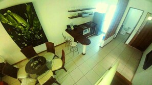 Family Townhome, 3 Bedrooms | Living area | Flat-screen TV