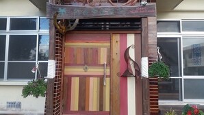 施設の正面
