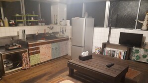 冷蔵庫、電子レンジ