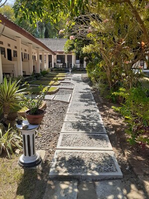 Property grounds - Indah Homestay and Cooking Classes (Senggigi)