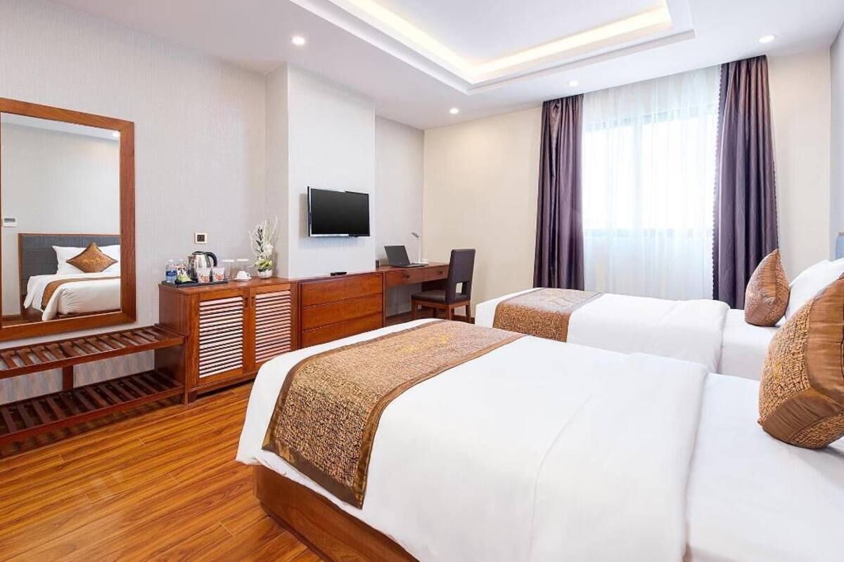 Minibar y caja de seguridad en la habitación