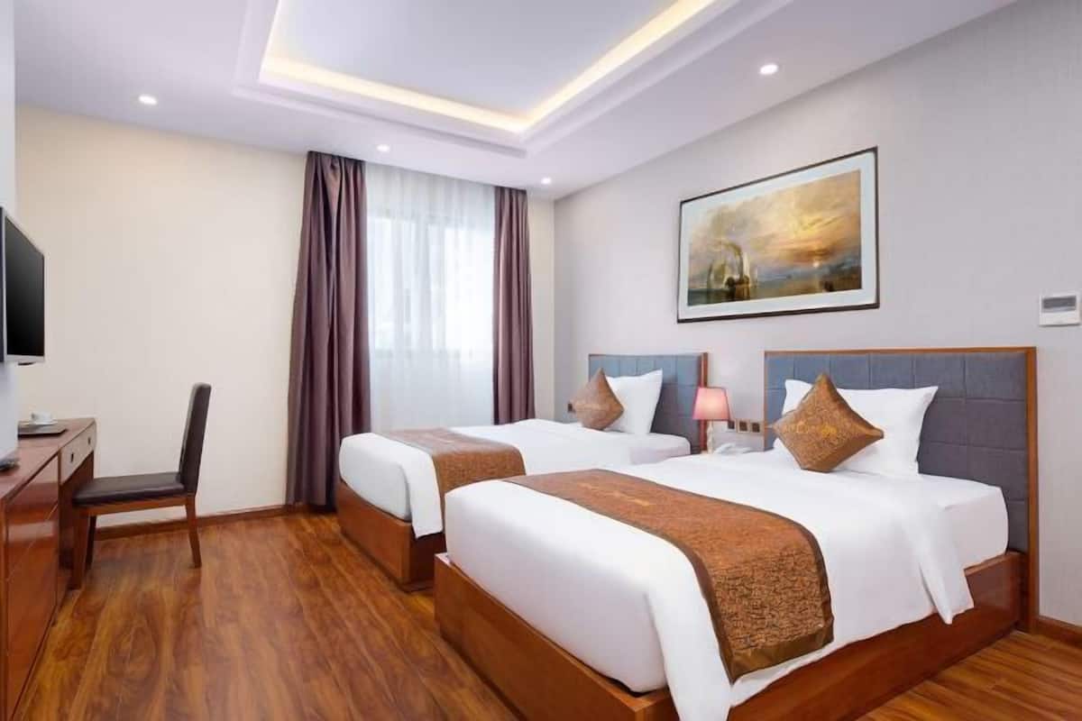 迷你吧、客房內保險箱、筆電工作空間、遮光布/窗簾