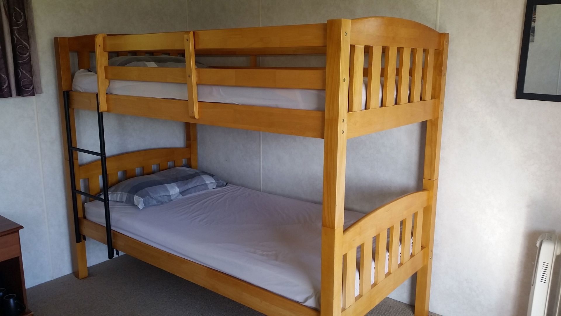 Wifi gratis y ropa de cama 