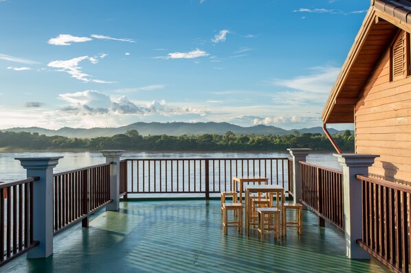 View from property - Bankong Rimkhong (Chiang Khan)