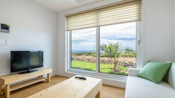 Huis (C Type) | Uitzicht vanuit de kamer